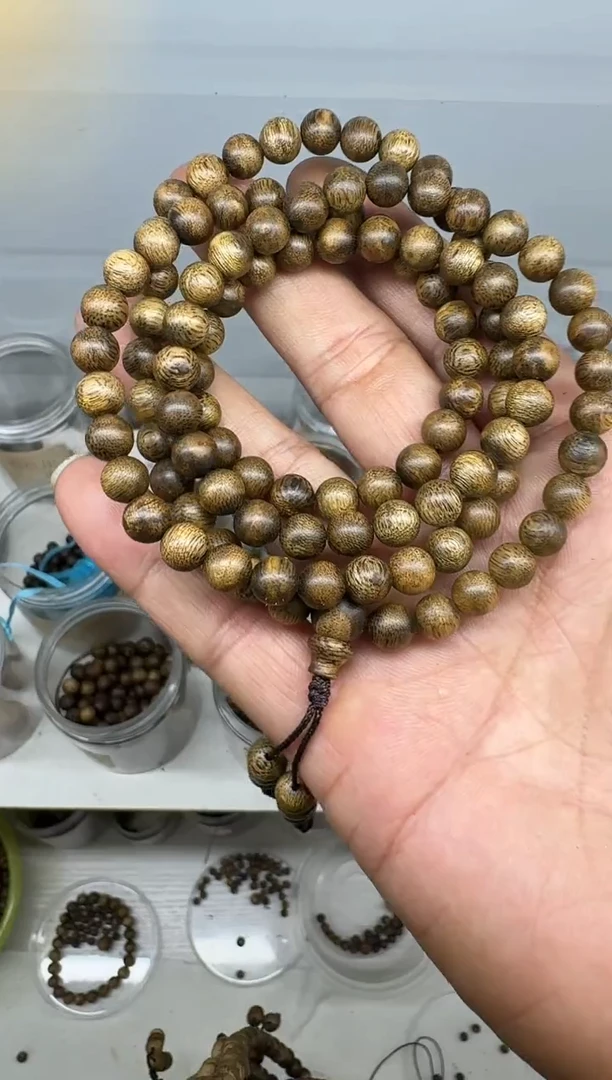 沉香手串0.7规格多圈
