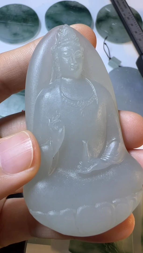 未镶嵌定制翡翠素衣