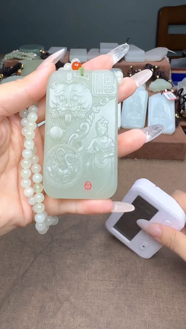 颈饰未镶嵌和田玉事**意 事事如意