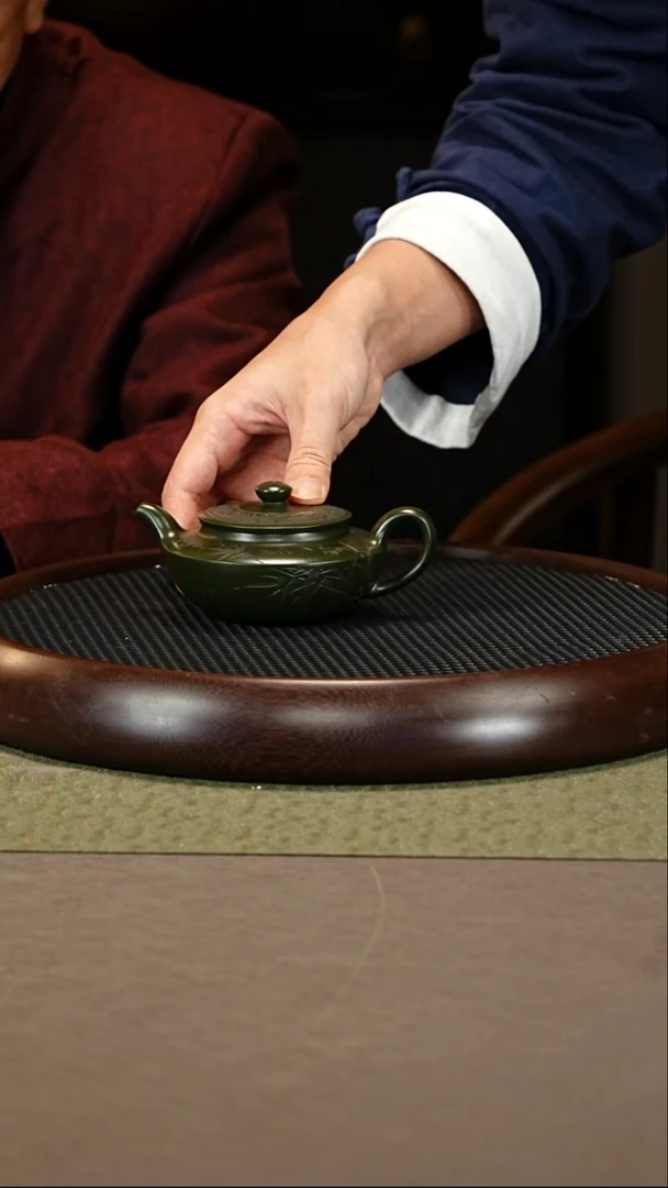 茶壶紫砂20 朱持平-可心绿泥 汉扁 220cc