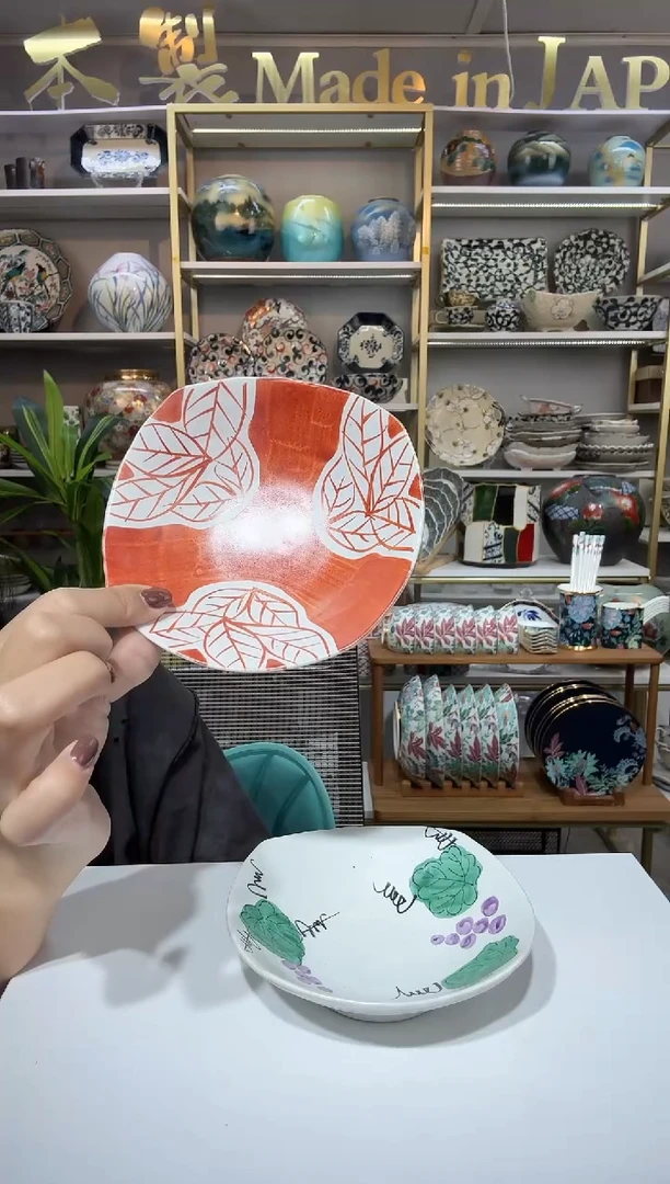 陶瓷12厘米小钵一只