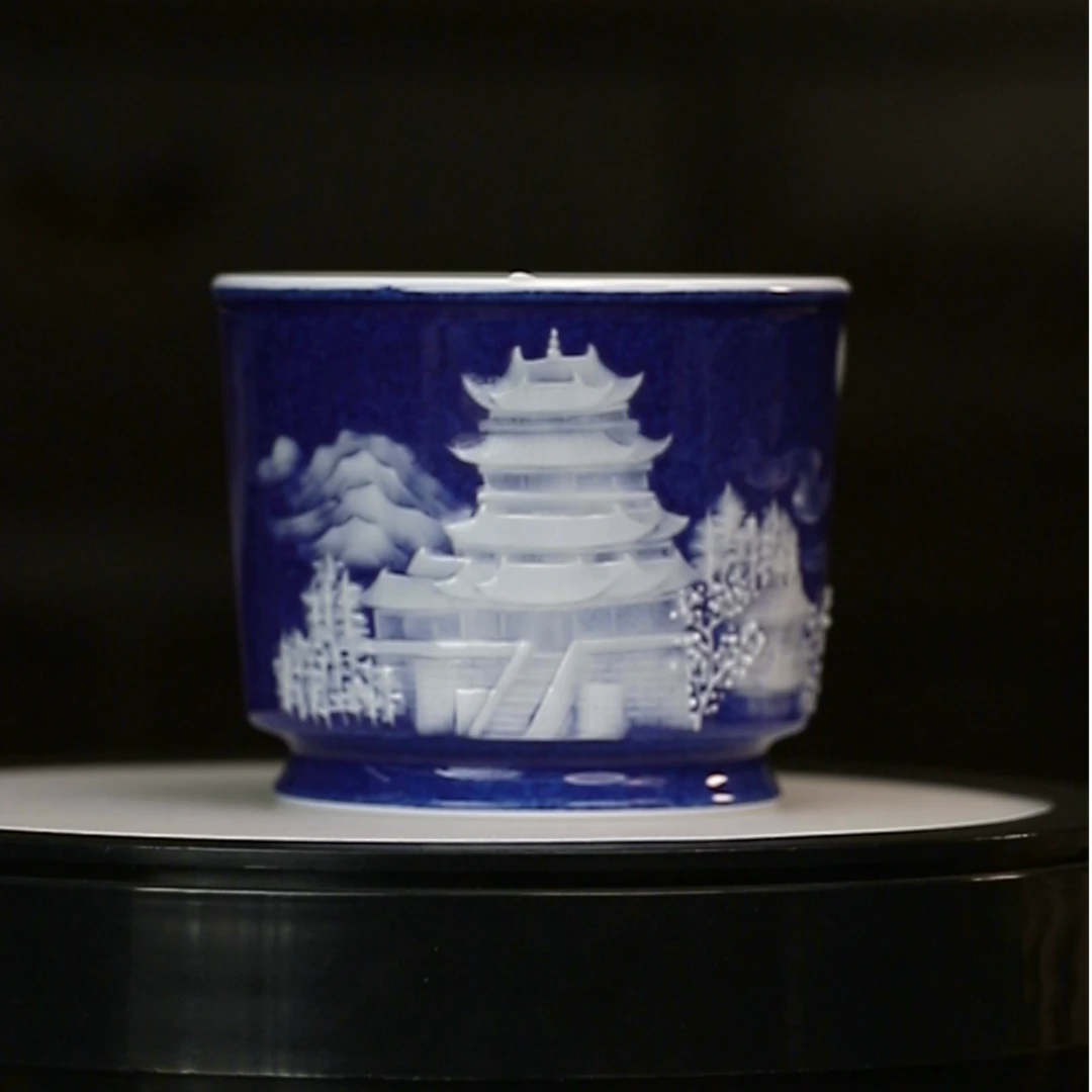 12.23/m40c8/撒蓝堆白山水楼阁直口杯