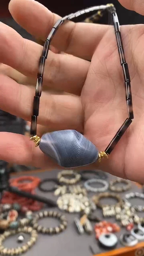 未镶嵌颈饰玛瑙/玉髓-0725 -13  多样性发，每个都不一样