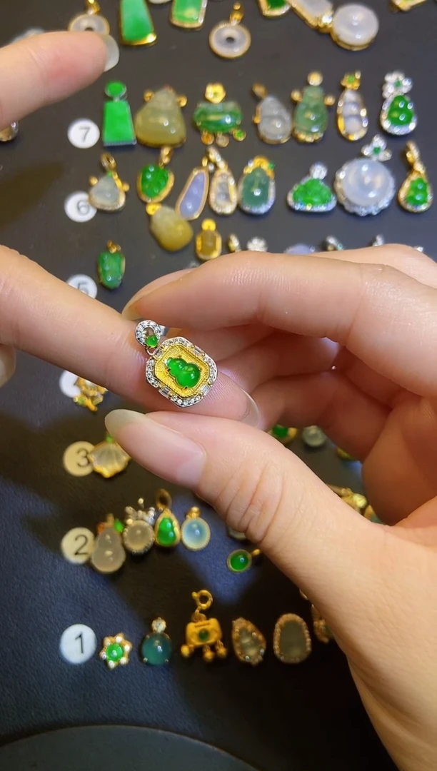 吊坠(不含链)银S925镶嵌翡翠1