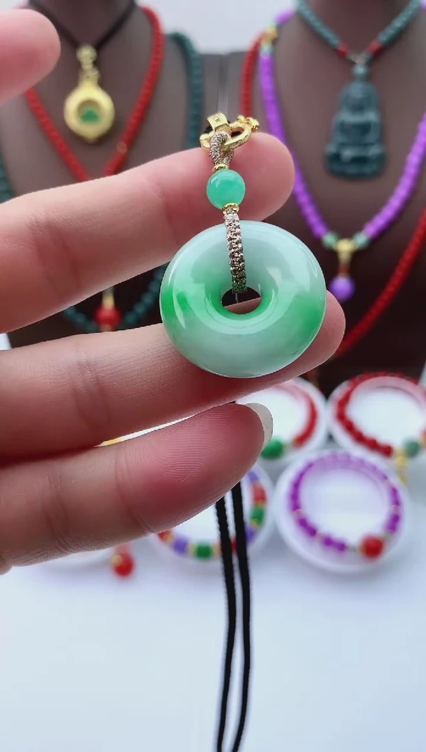 【闪购商品】翡翠颈饰14K金镶嵌D114吊坠