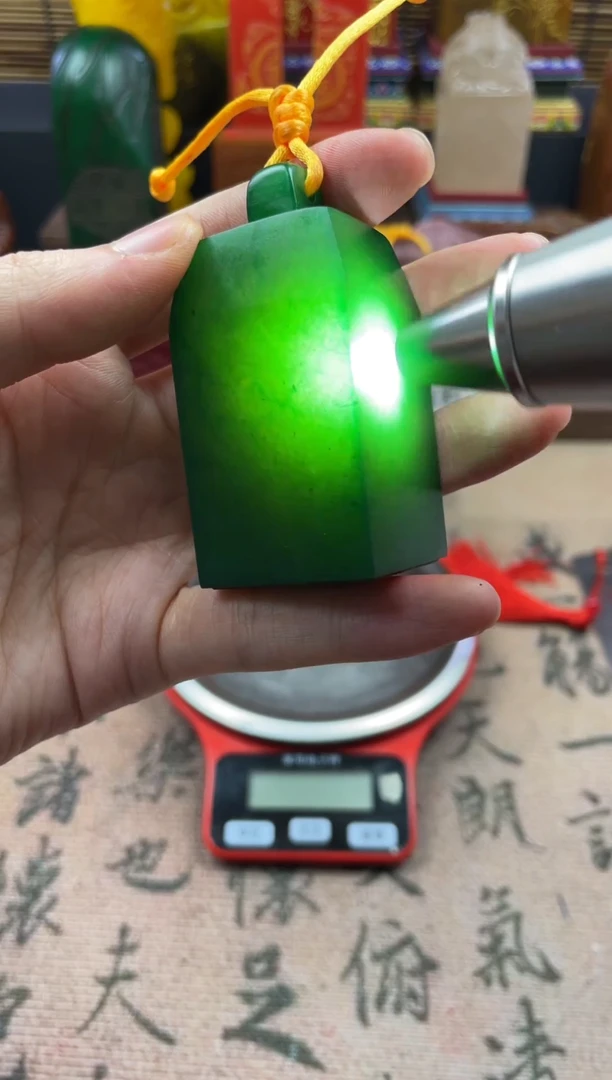 寿山石印石雅安绿秤砣 乘风破浪