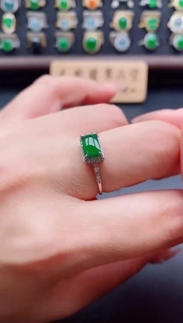 银S925镶嵌戒指翡翠1