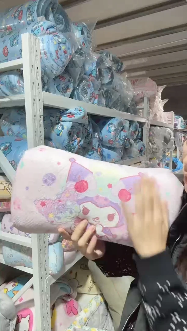 微瑕    骨头枕