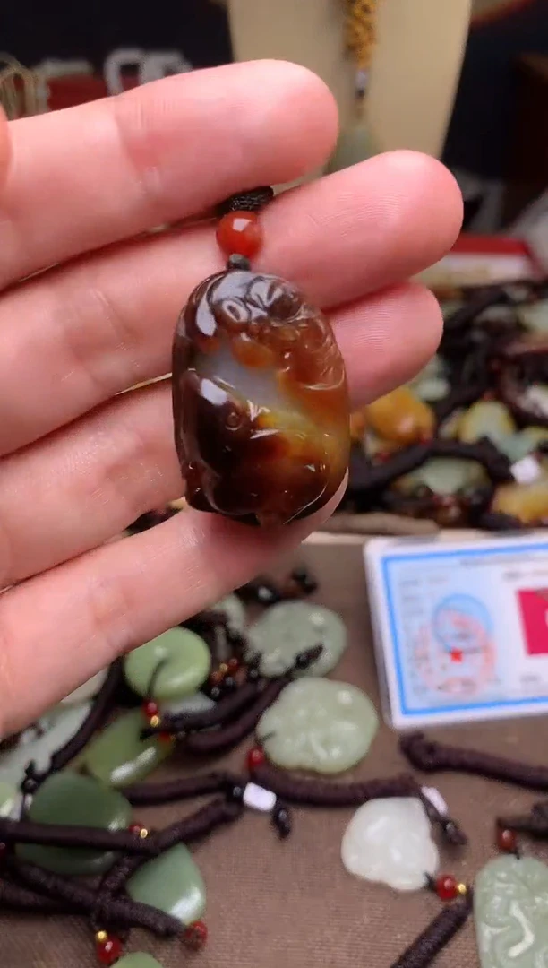 颈饰未镶嵌和田玉新疆料青海料清水和田玉吊坠