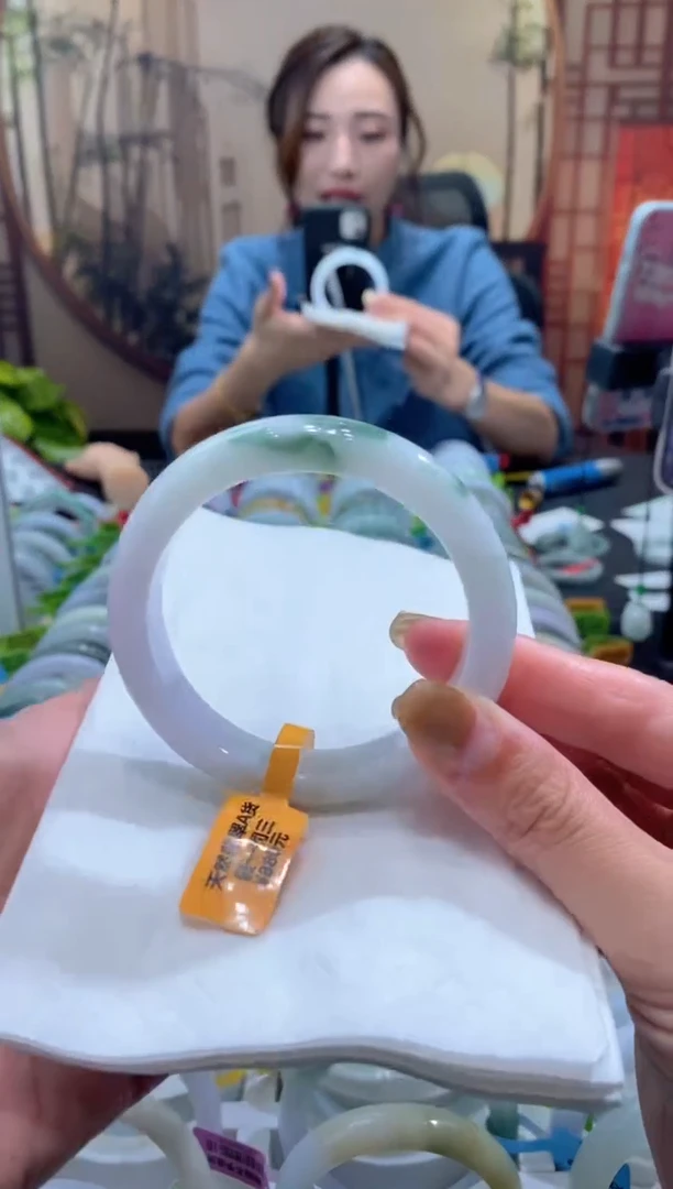 未镶嵌手镯翡翠000083071