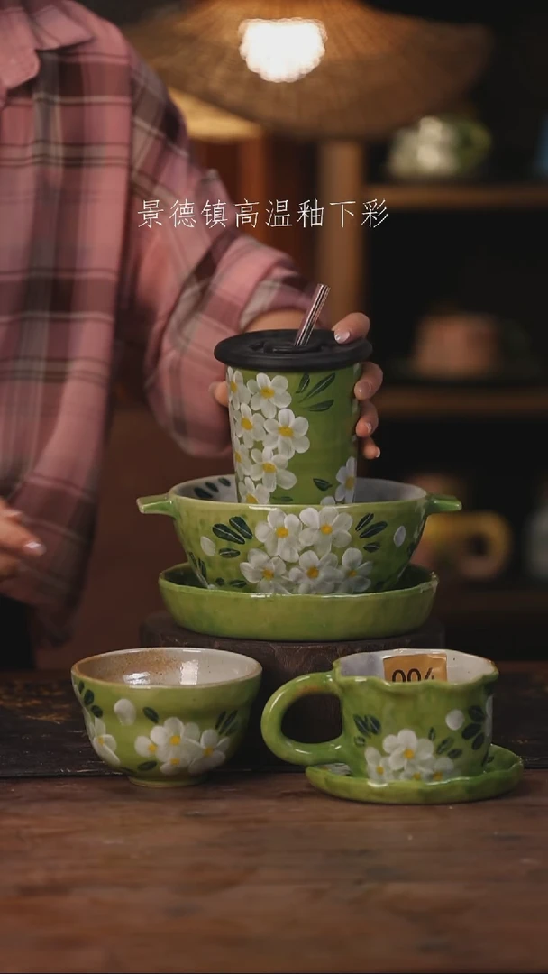陶瓷景德镇高温釉下手绘陶瓷