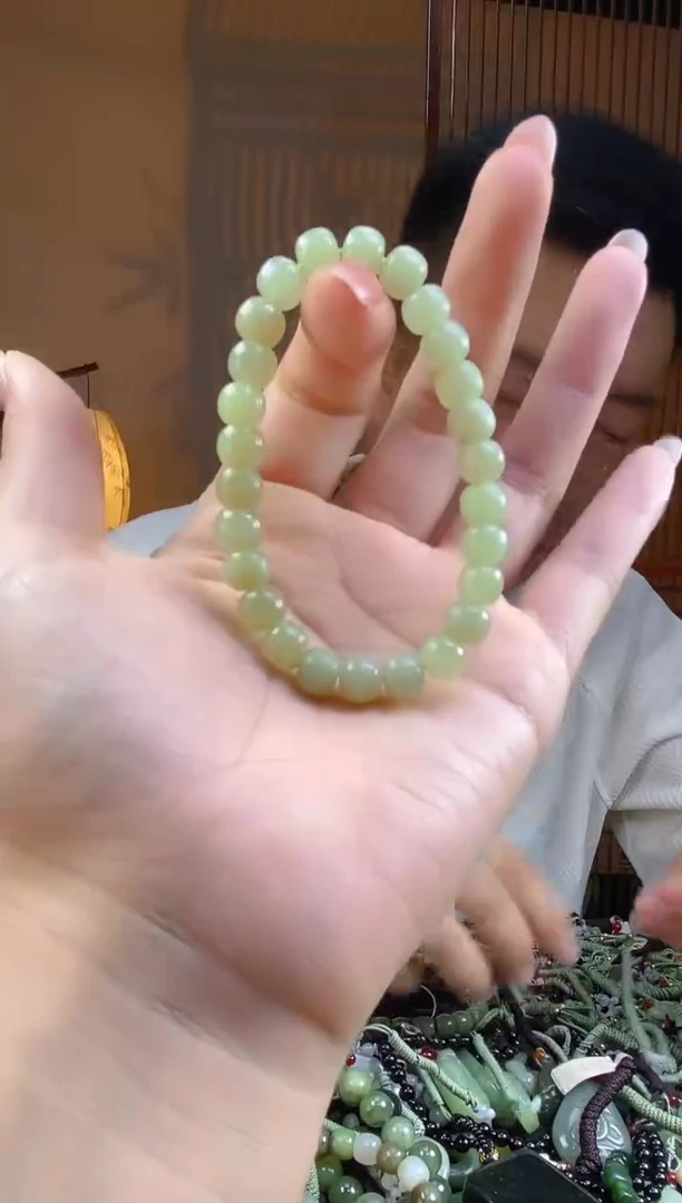 和田玉未镶嵌颈饰多样性发货，拍一发一