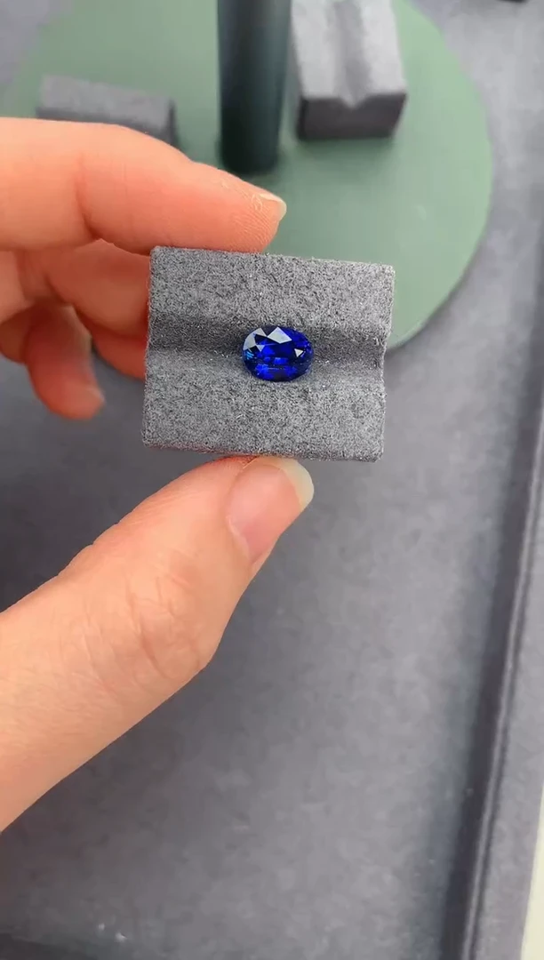 【闪购商品】蓝宝石裸石未镶嵌2.5ct皇家蓝