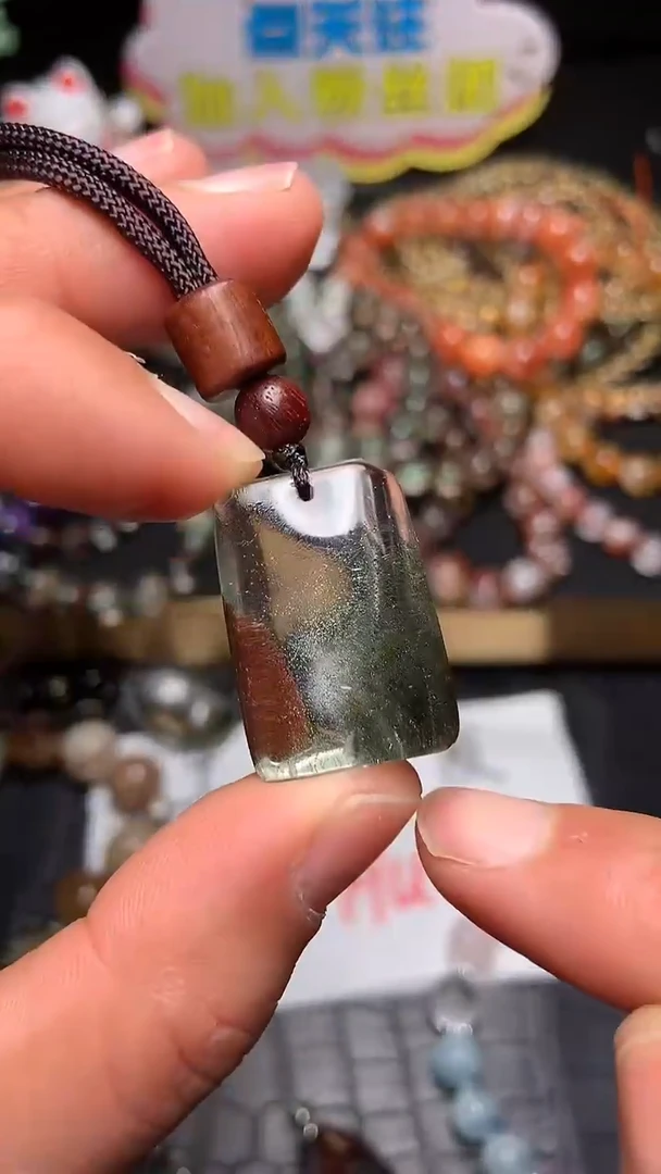 【闪购商品】水晶吊坠(赠链)未镶嵌46