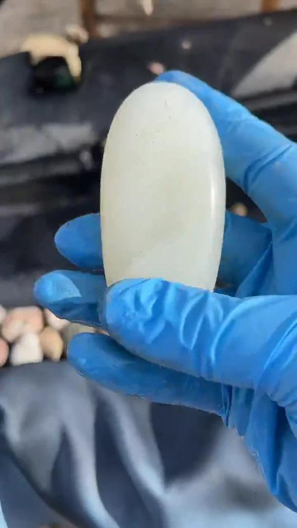 颈饰未镶嵌和田玉（糖玉）001