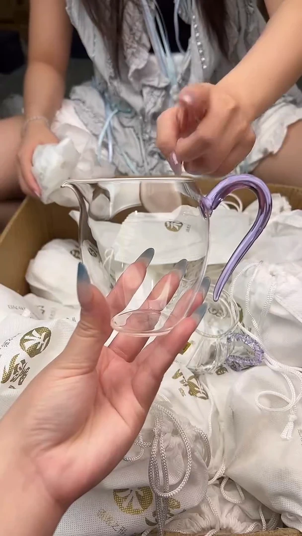 禾墨清雅浅紫色