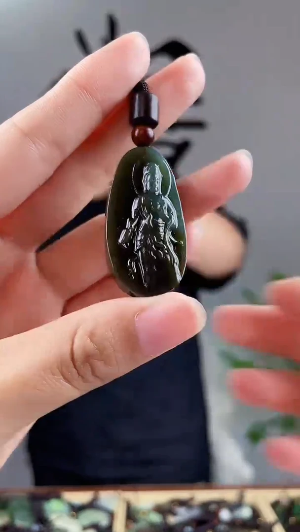 和田玉未镶嵌颈饰拍一发一，多样性发货