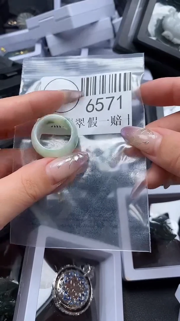 吊坠(不含链)未镶嵌翡翠6571