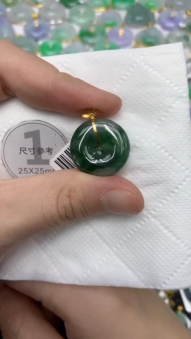 颈饰18K金镶嵌翡翠1111111