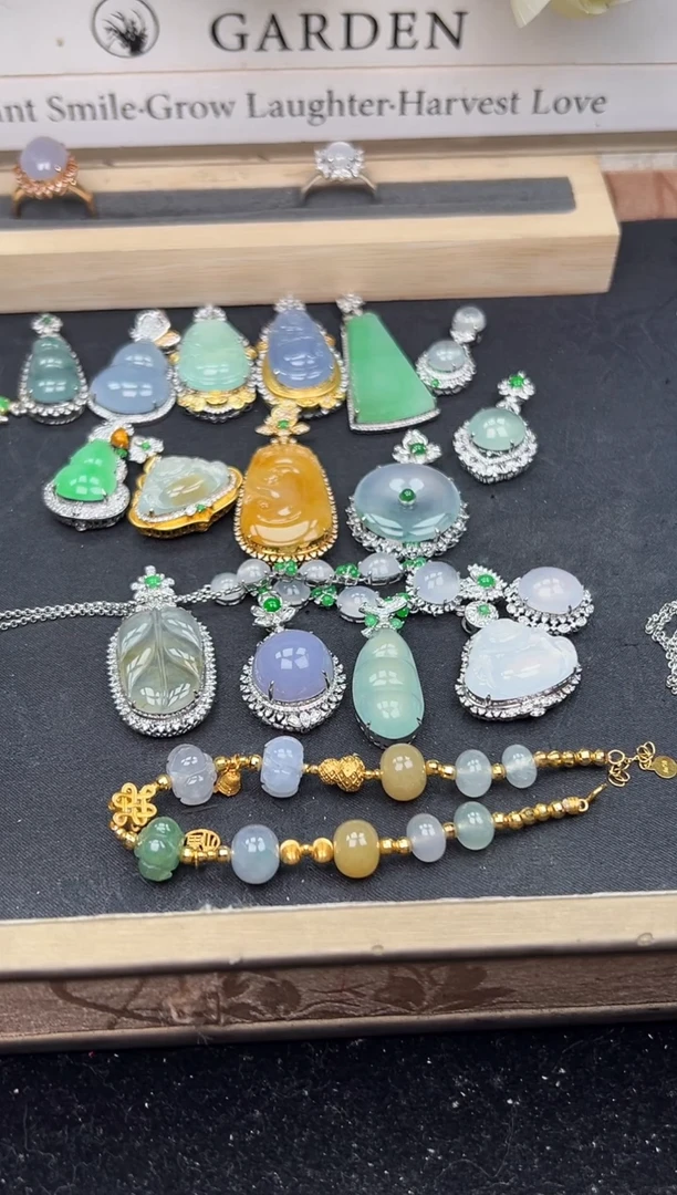 吊坠(不含链)18K金镶嵌翡翠勿拍