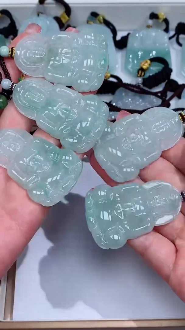 翡翠未镶嵌颈饰吊坠团购多样性发一件