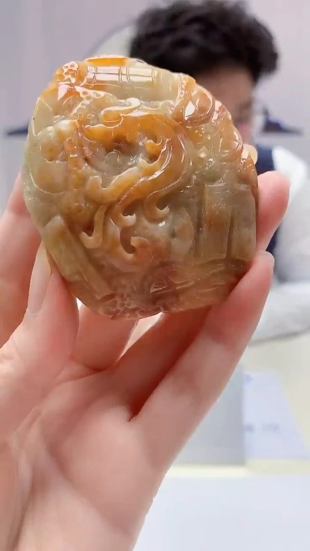 【闪购商品】定制翡翠未镶嵌4688zm-毛货挂件八破图131