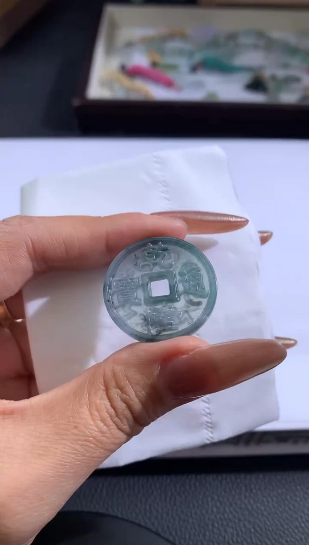 【闪购商品】定制翡翠未镶嵌翡翠