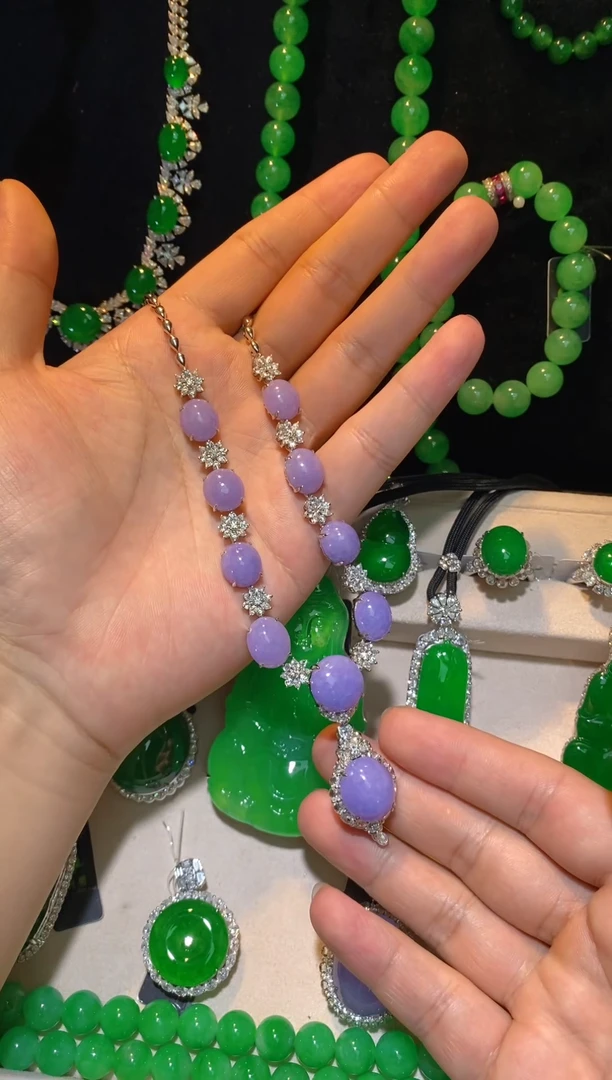 套链18K金镶嵌翡翠翡翠套链