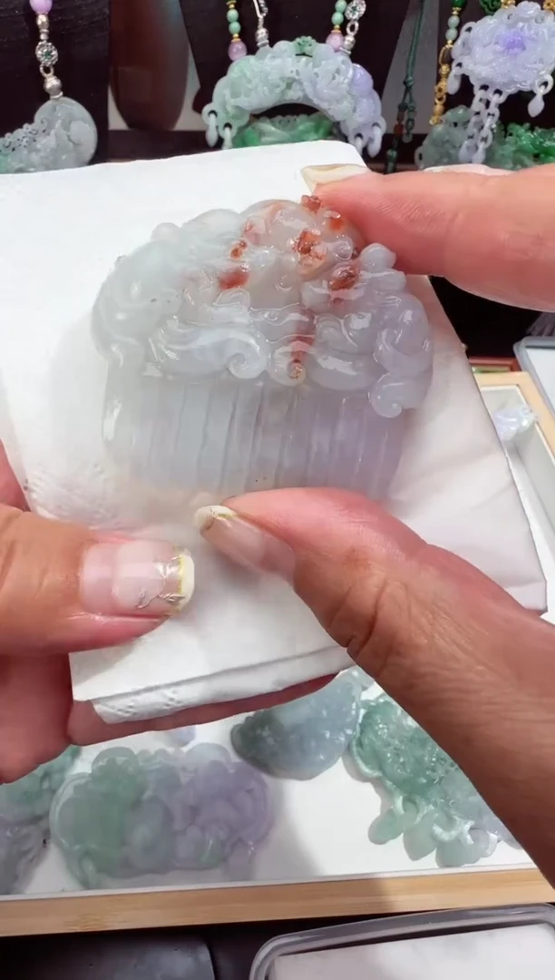 定制翡翠未镶嵌吊坠