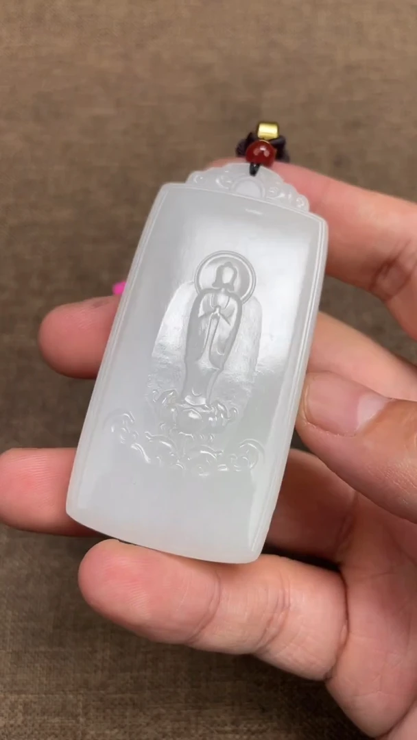 颈饰未镶嵌和田玉皮色成因未分析60