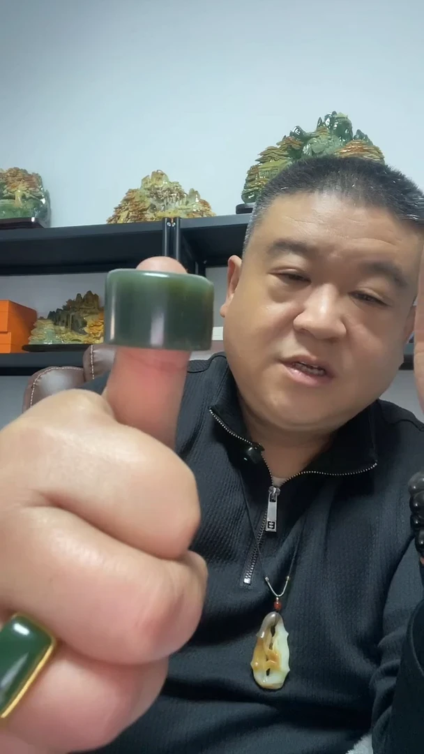 未镶嵌戒指和田玉青黄口扳指