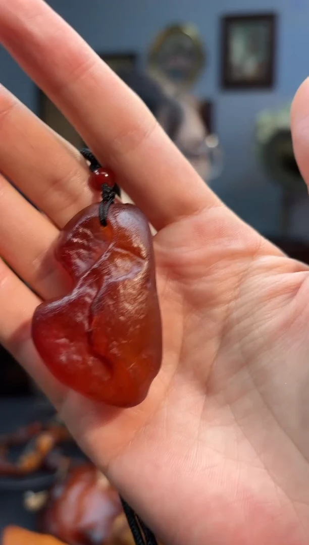 琥珀颈饰未镶嵌吊坠