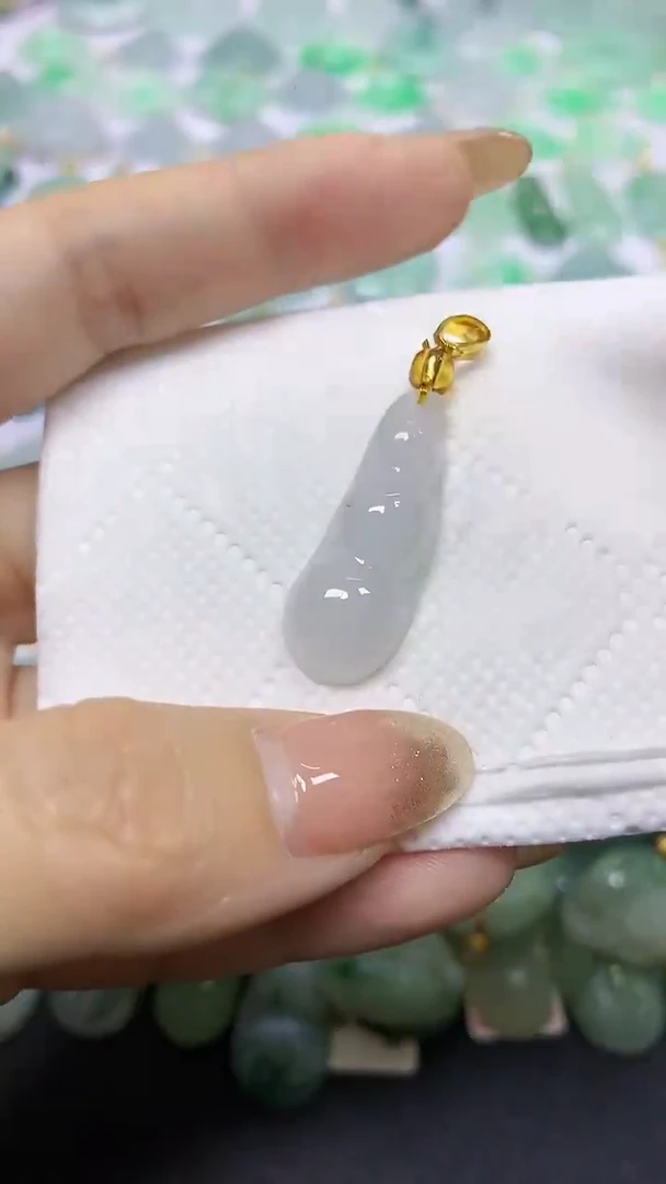 颈饰未镶嵌翡翠A货