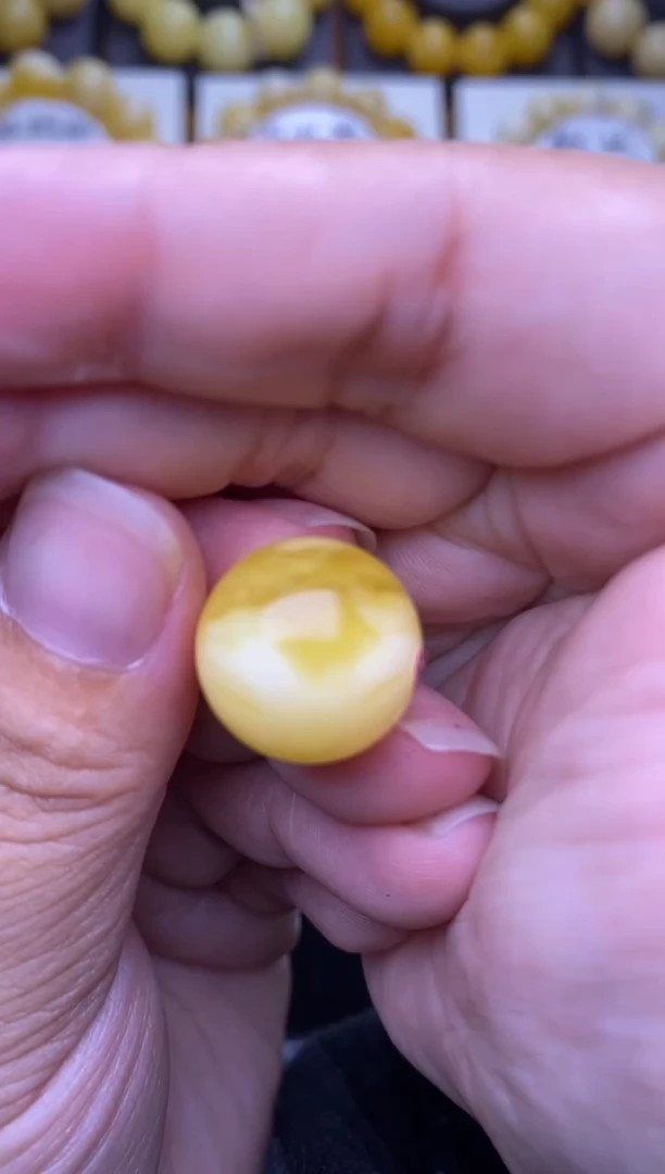 裸石琥珀未镶嵌大小姐珠宝严选80