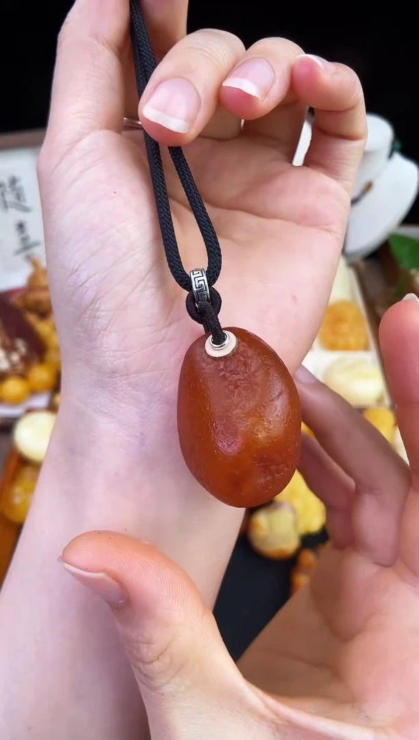 琥珀未镶嵌珠宝奇石柒月