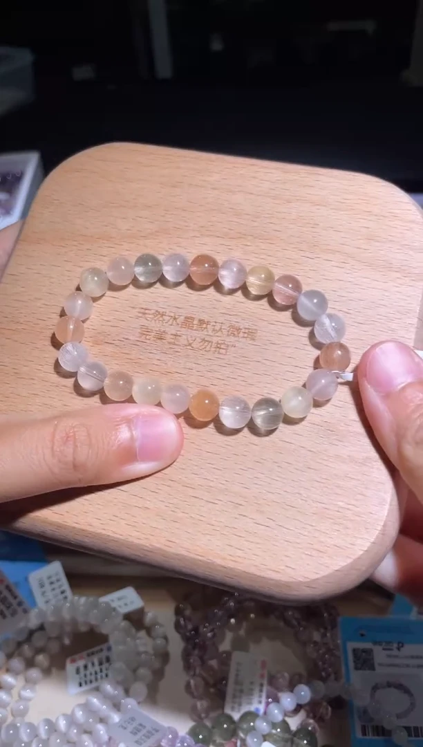 水晶手链未镶嵌50 号多样性发货一R 约8+