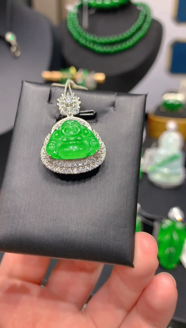 颈饰未镶嵌翡翠2一季