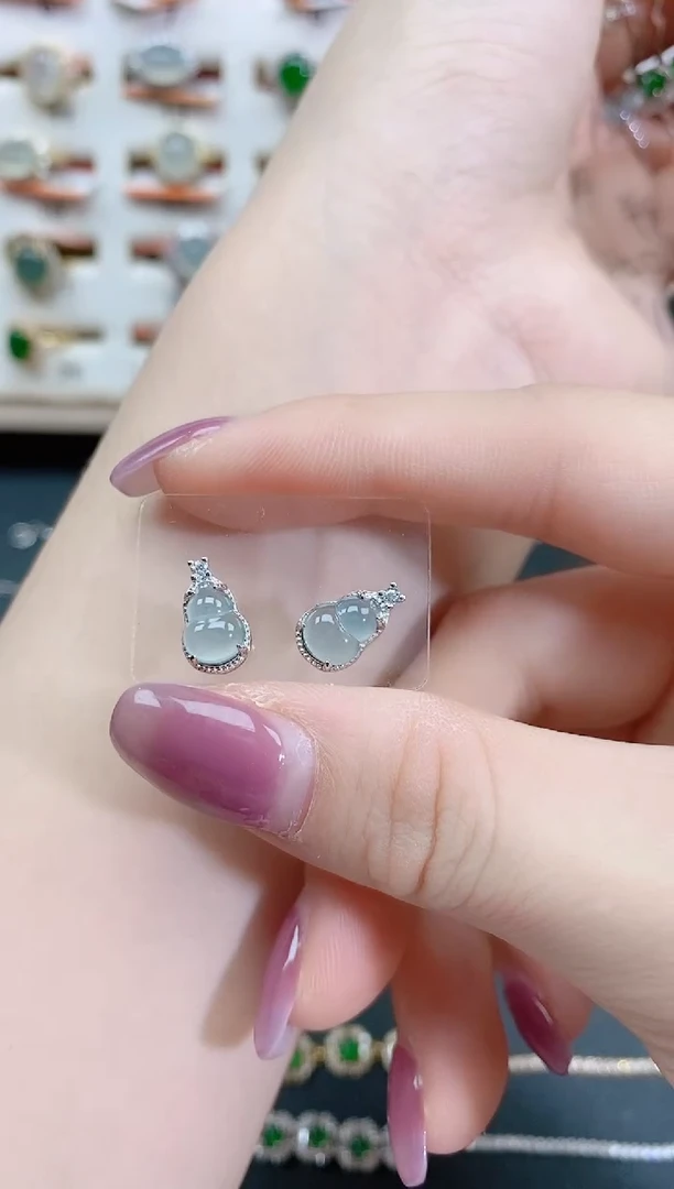 银S925镶嵌翡翠耳饰天然翡翠