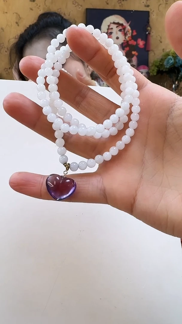 颈饰18K金镶嵌和田玉项链