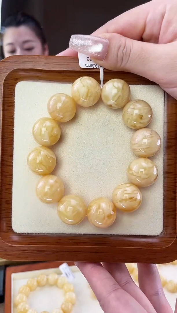 裸石蜜蜡未镶嵌手串