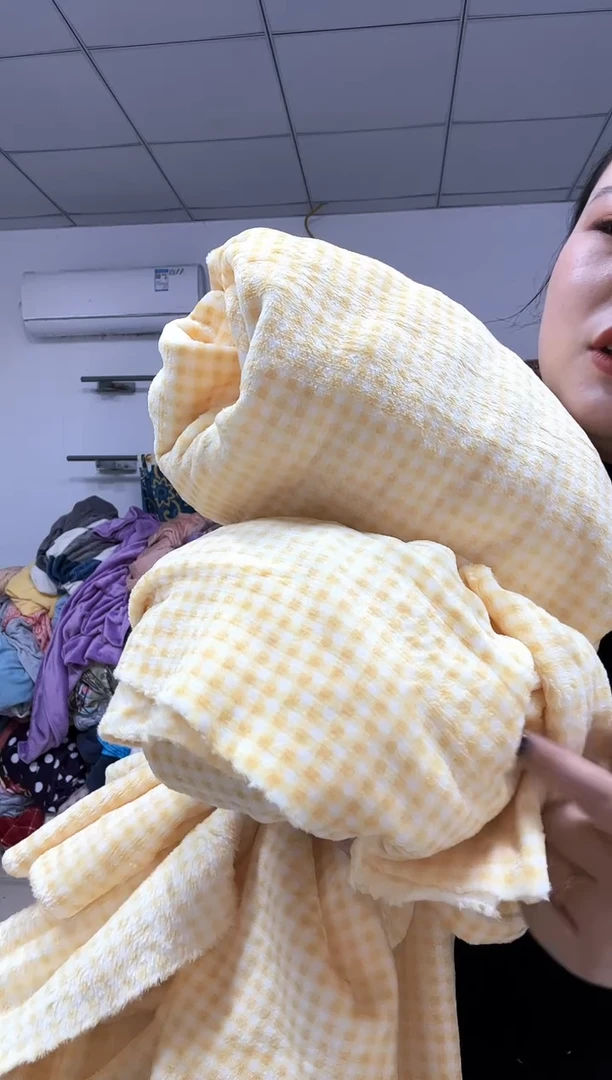 法兰绒1.9x0.8左右双面尺寸，材质以主播介绍为准