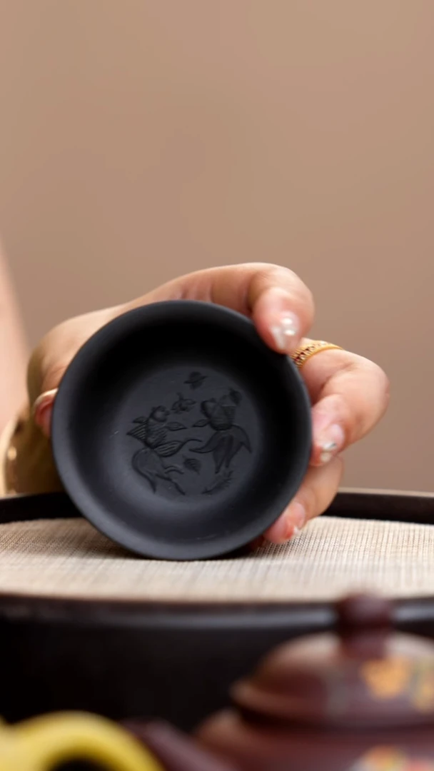 茶壶紫砂黑墩头双鱼杯