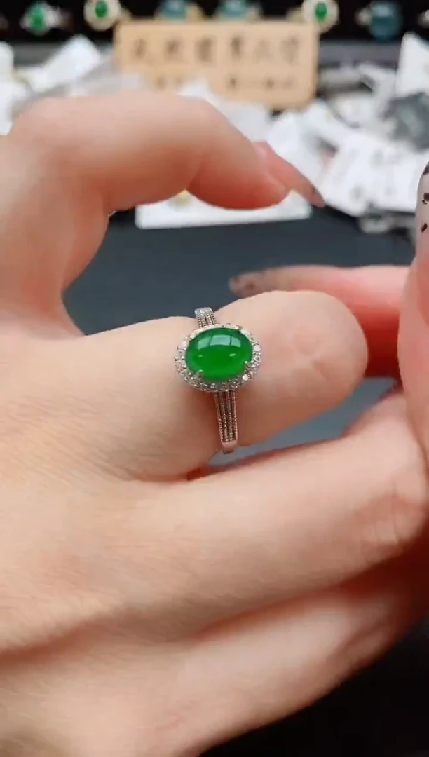 银S925镶嵌戒指翡翠1