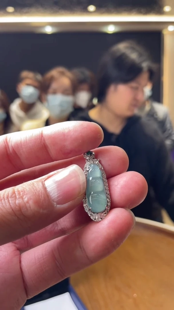 【闪购商品】翡翠颈饰未镶嵌多样性发货只发一件