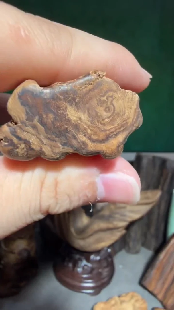 沉香吊坠虎斑多样性发一