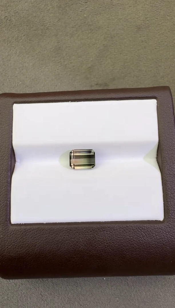 未镶嵌珠宝半成品碧玺2.1ct
