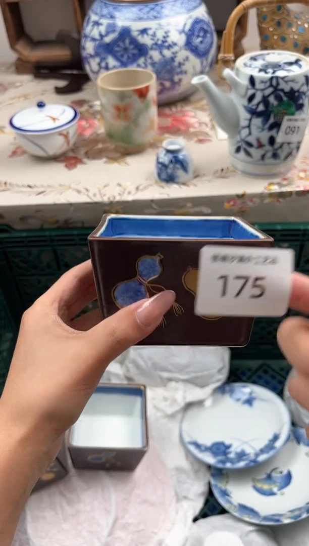 瓷片E****uE         175