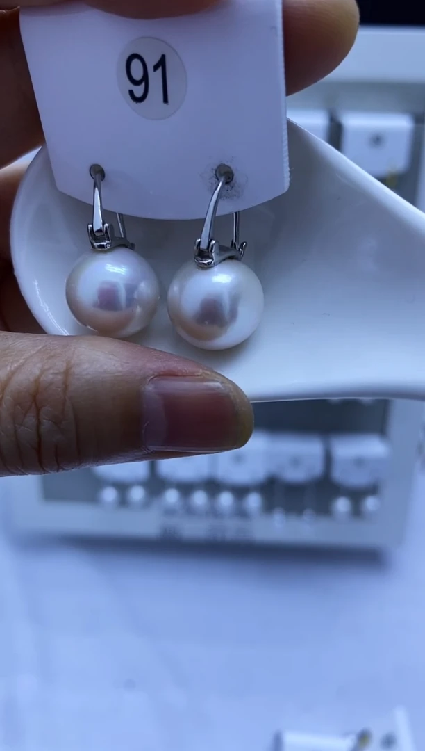 银S925镶嵌耳饰淡水珍珠91