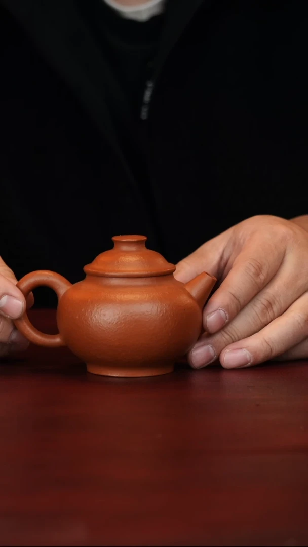 茶壶紫砂金国东--手工--巨轮