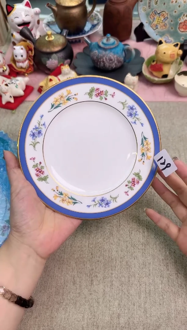 瓷片泡泡家的瓷器真好看
